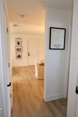 9484 TREASURE LANE NE, St Petersburg, FL 33702