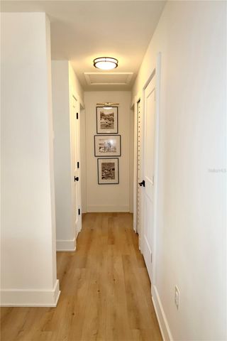 9484 TREASURE LANE NE, St Petersburg, FL 33702