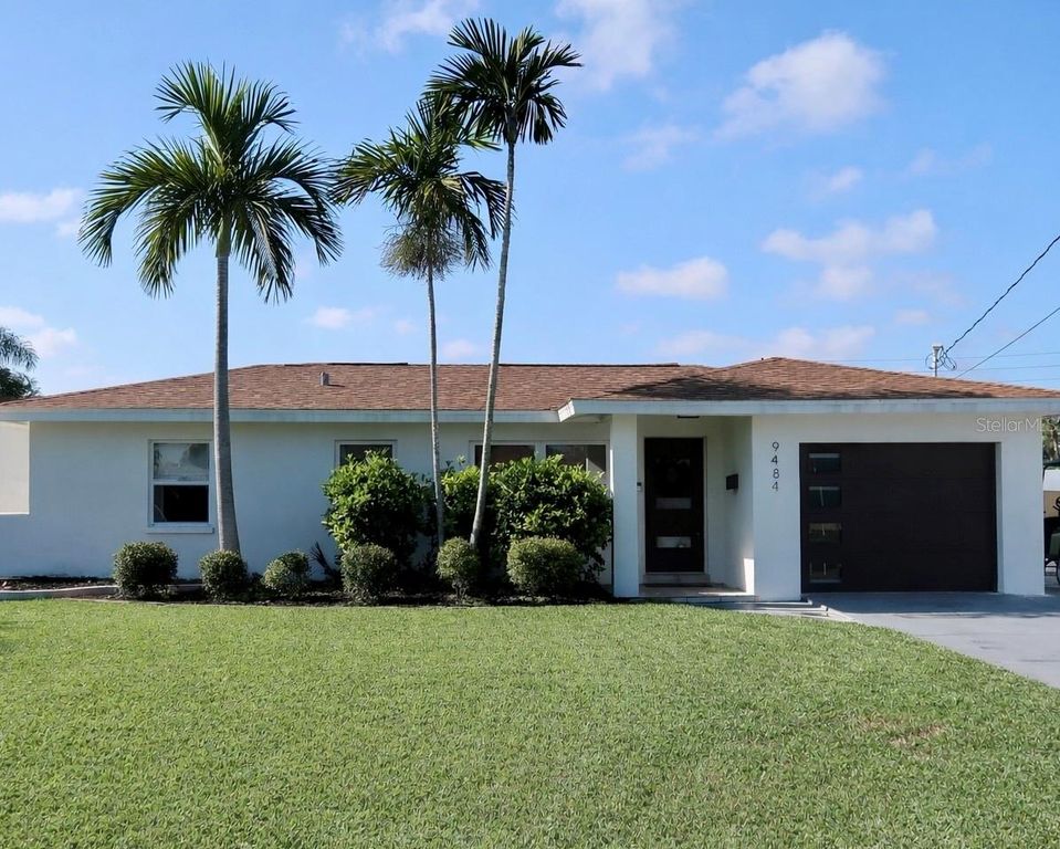 9484 TREASURE LANE NE, St Petersburg, FL 33702