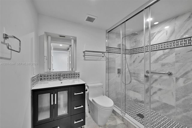 310 Poinciana Dr 802, Sunny Isles Beach, FL 33160