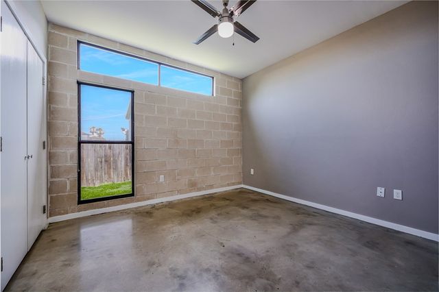 306 Easy St B, Corpus Christi, TX 78418