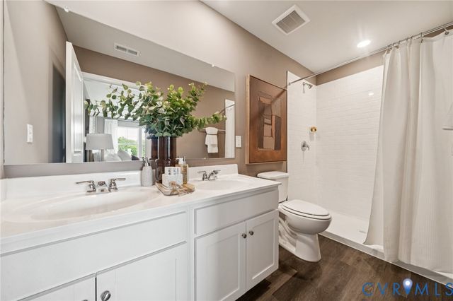 3539 Perrins Hill Way, Prince George, VA 23875