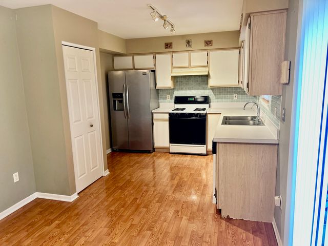 21509 W Georgetown Drive, Plainfield, IL 60544
