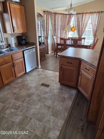 5556 W Flying M Street, Tucson, AZ 85713