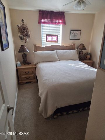 5556 W Flying M Street, Tucson, AZ 85713