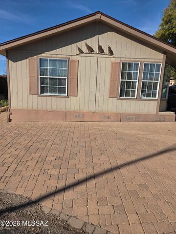 5556 W Flying M Street, Tucson, AZ 85713