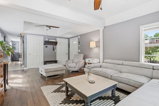 11 Mt Paul Road, Tyngsborough, MA 01879