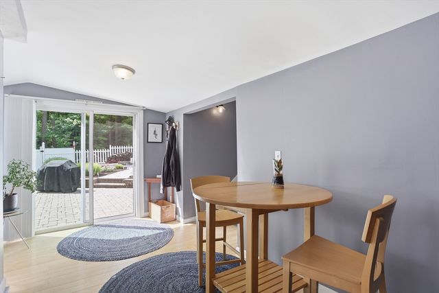 11 Mt Paul Road, Tyngsborough, MA 01879