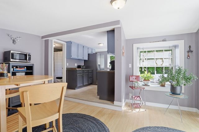 11 Mt Paul Road, Tyngsborough, MA 01879