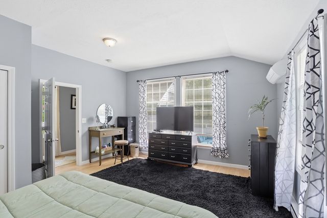 11 Mt Paul Road, Tyngsborough, MA 01879