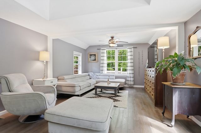 11 Mt Paul Road, Tyngsborough, MA 01879