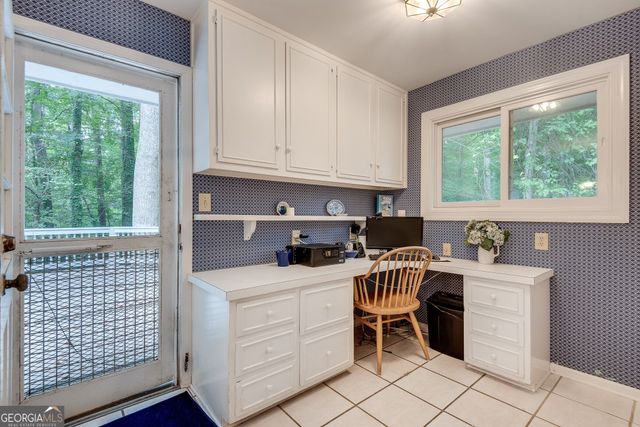 1800 Angelique Drive, Decatur, GA 30033