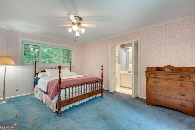 1800 Angelique Drive, Decatur, GA 30033