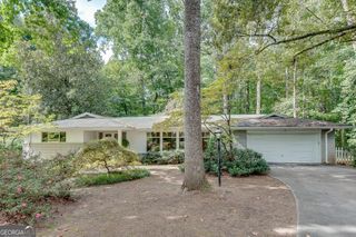 1800 Angelique Drive, Decatur, GA 30033
