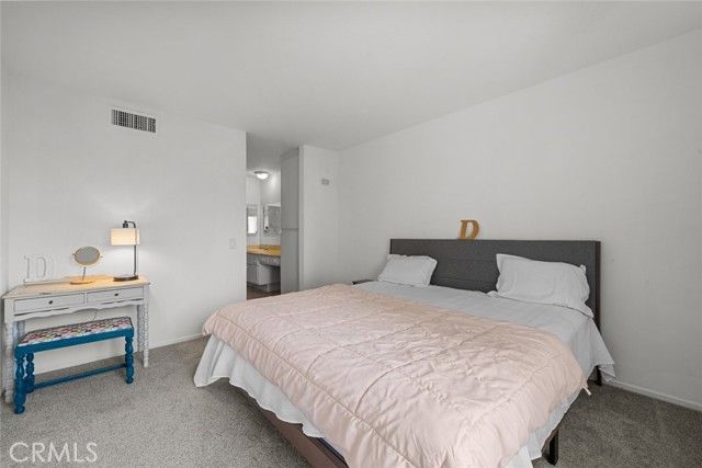 23515 Lyons Avenue 210, Valencia (santa Clarita), CA 91355
