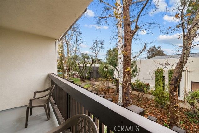 23515 Lyons Avenue 210, Valencia (santa Clarita), CA 91355