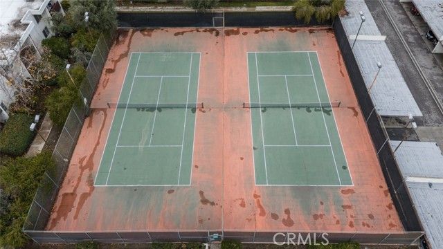 23515 Lyons Avenue 210, Valencia (santa Clarita), CA 91355