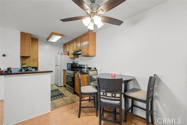 23515 Lyons Avenue 210, Valencia (santa Clarita), CA 91355