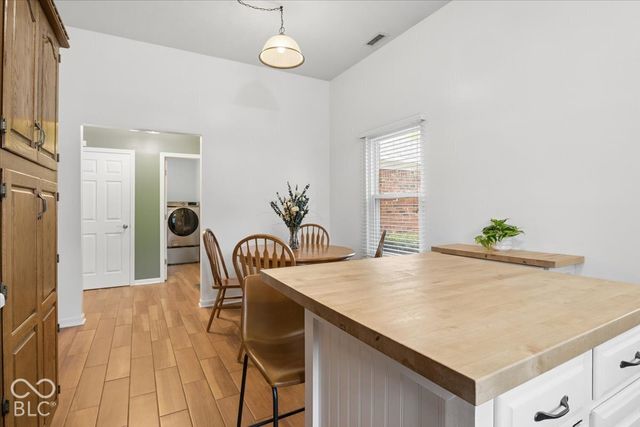 12160 Pebblebrooke Court, Indianapolis, IN 46236