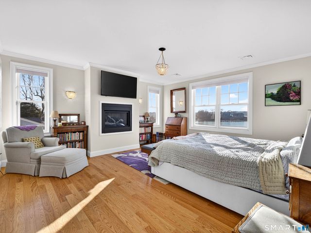 77 Masons Island Road, Stonington, CT 06355