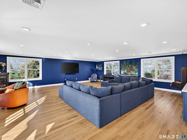 77 Masons Island Road, Stonington, CT 06355