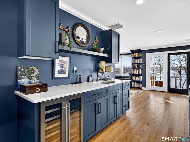 77 Masons Island Road, Stonington, CT 06355