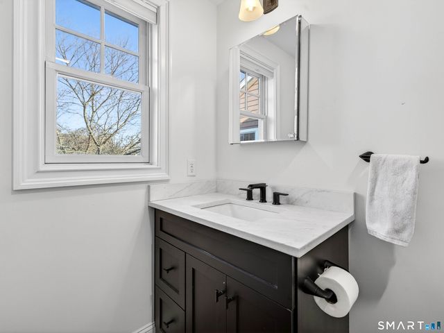 77 Masons Island Road, Stonington, CT 06355