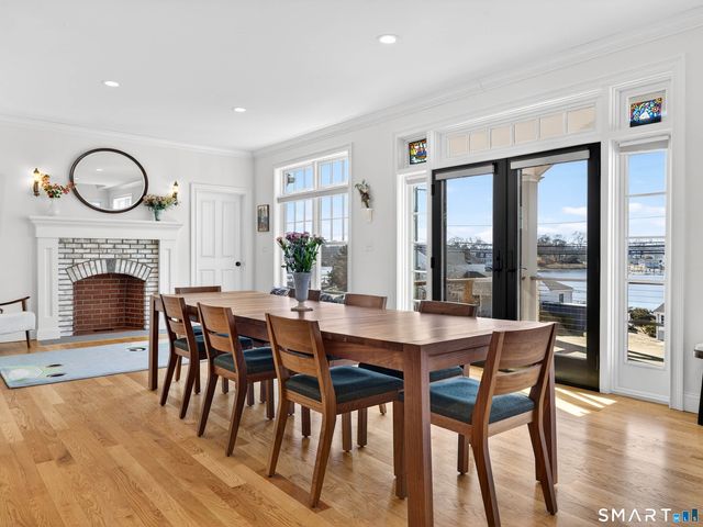 77 Masons Island Road, Stonington, CT 06355