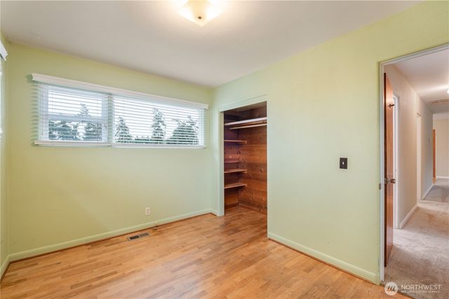 1123 Forest Glen Road, Oak Harbor, WA 98277