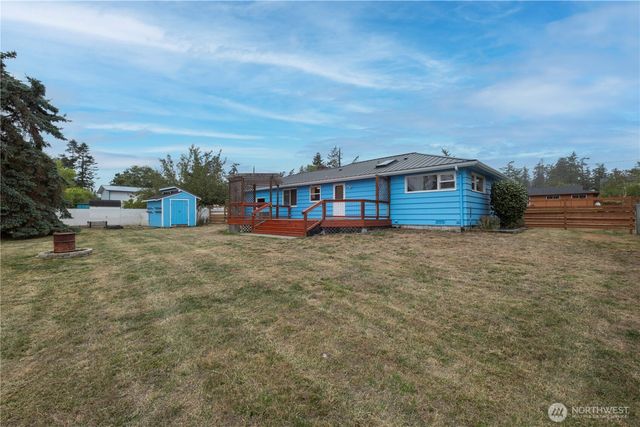 1123 Forest Glen Road, Oak Harbor, WA 98277