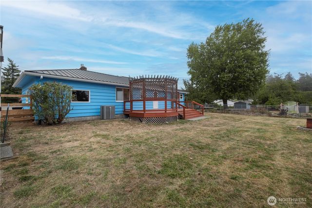 1123 Forest Glen Road, Oak Harbor, WA 98277