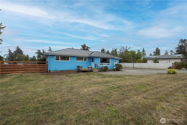 1123 Forest Glen Road, Oak Harbor, WA 98277