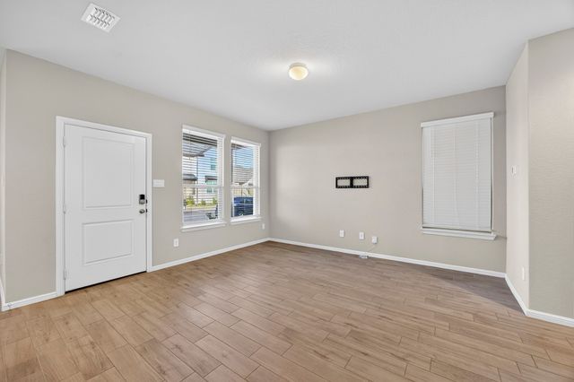 4708 Alliance Street, Haltom City, TX 76117