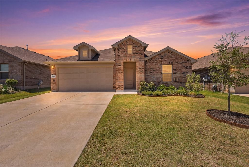 509 Derby Lane, Springtown, TX 76082