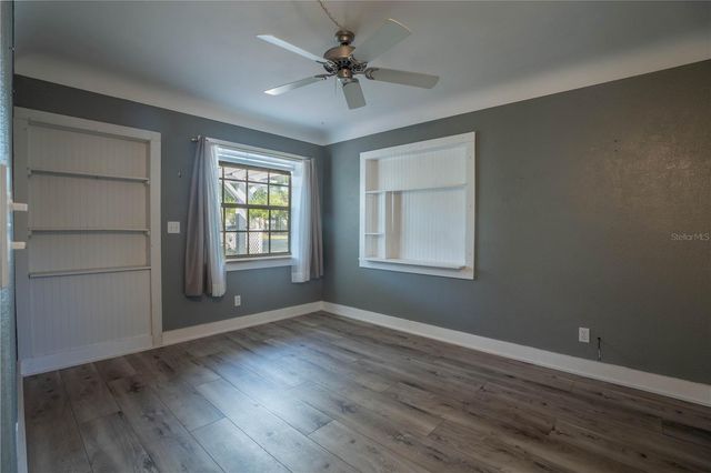 2567 CENTRAL AVENUE, Clearwater, FL 33764