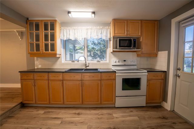 2567 CENTRAL AVENUE, Clearwater, FL 33764