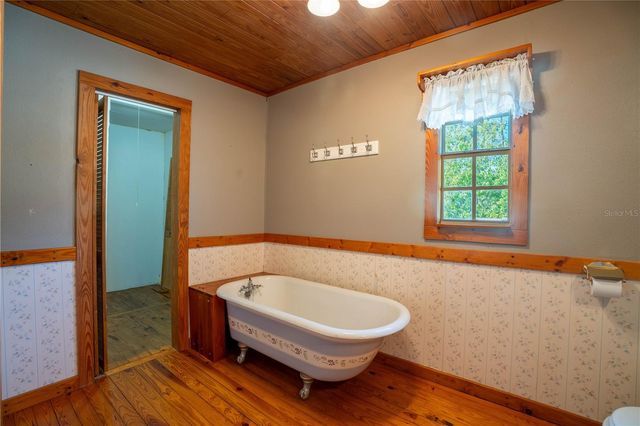 2567 CENTRAL AVENUE, Clearwater, FL 33764