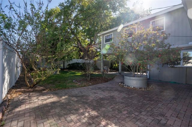 2567 CENTRAL AVENUE, Clearwater, FL 33764