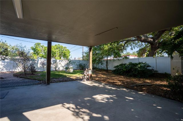 2567 CENTRAL AVENUE, Clearwater, FL 33764