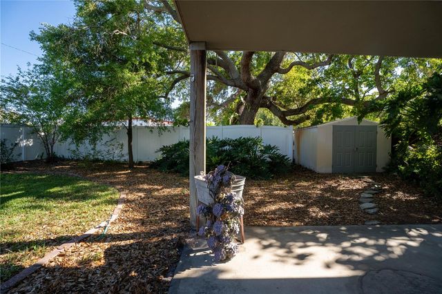 2567 CENTRAL AVENUE, Clearwater, FL 33764