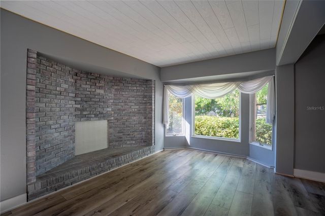 2567 CENTRAL AVENUE, Clearwater, FL 33764