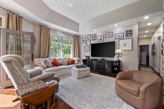 283 Mize Road, Hurricane, WV 25526