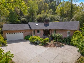 283 Mize Road, Hurricane, WV 25526