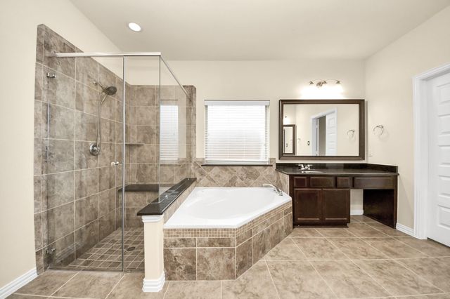 8931 Texas Honeysuckle Trail, Cypress, TX 77433