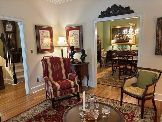 9385 Knollcrest Boulevard, Johns Creek, GA 30022