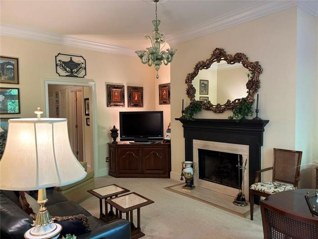 9385 Knollcrest Boulevard, Johns Creek, GA 30022