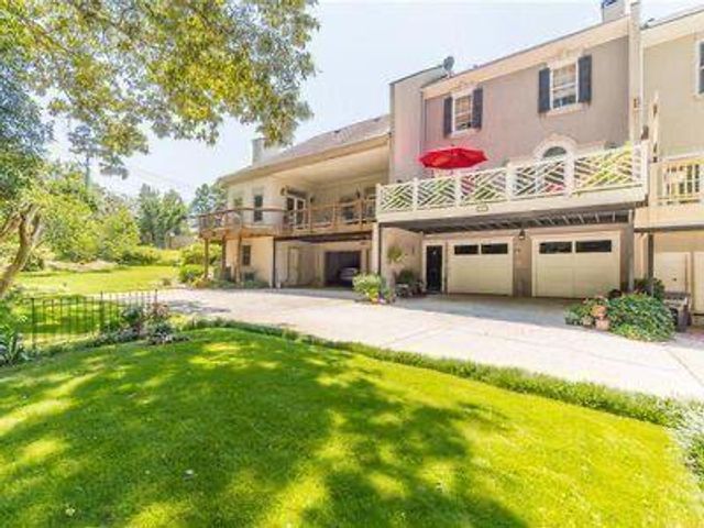 9385 Knollcrest Boulevard, Johns Creek, GA 30022