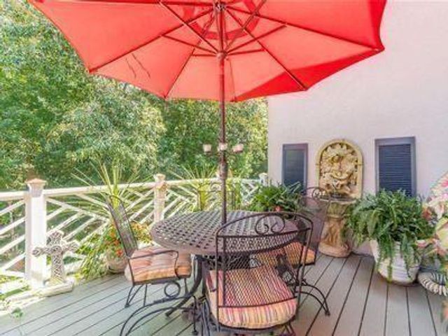9385 Knollcrest Boulevard, Johns Creek, GA 30022
