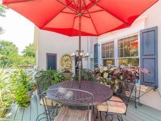 9385 Knollcrest Boulevard, Johns Creek, GA 30022