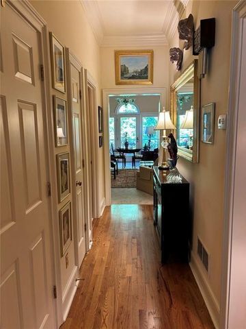 9385 Knollcrest Boulevard, Johns Creek, GA 30022